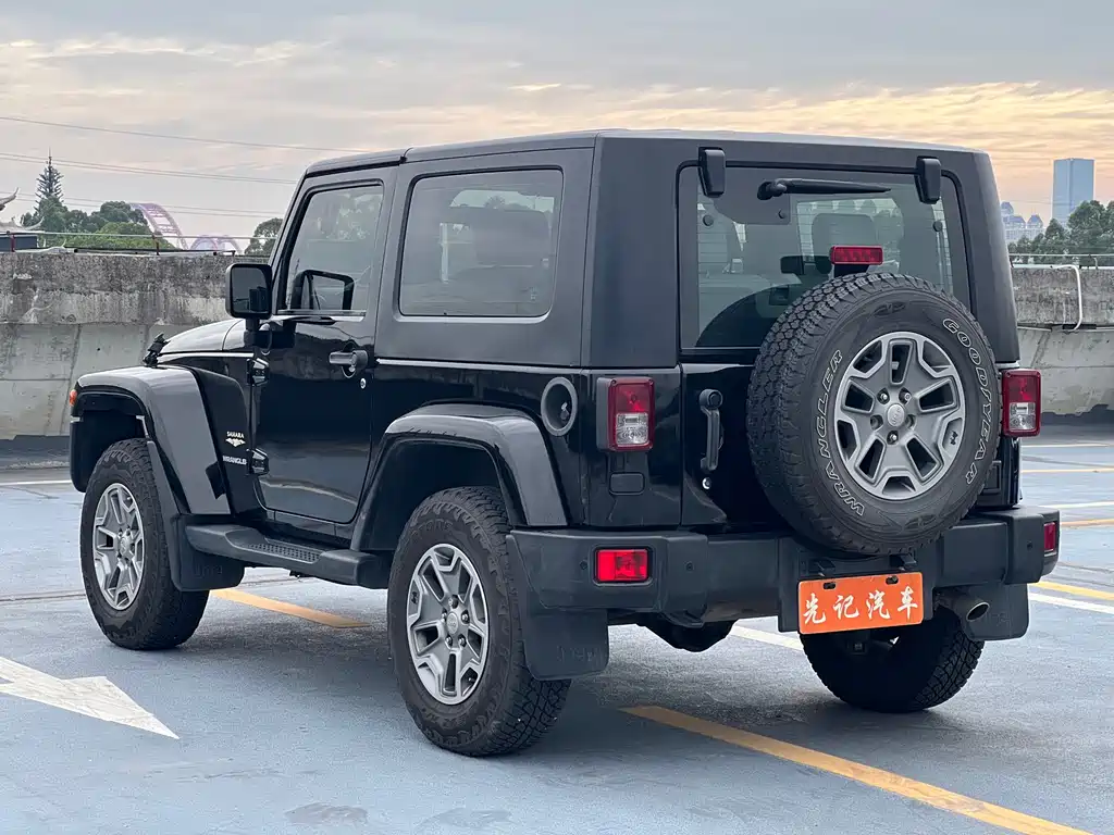 Jeep Wrangler 2011