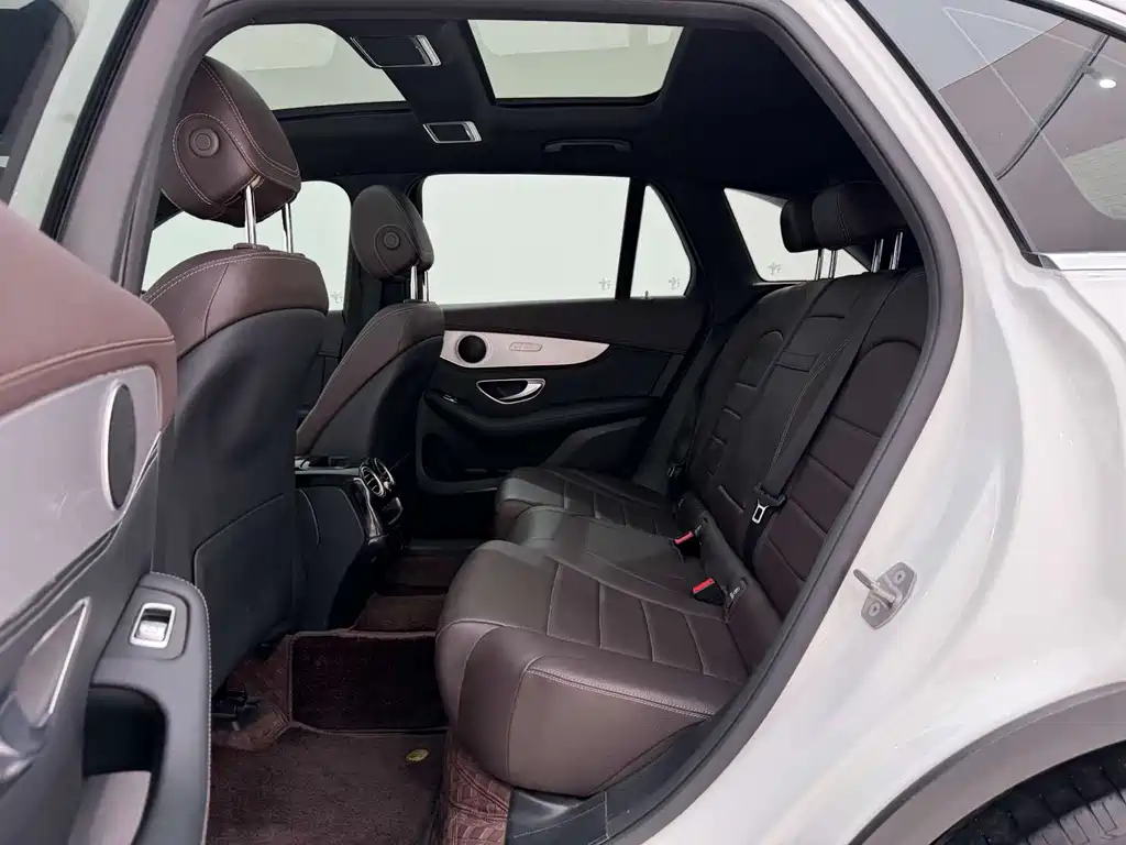 Mercedes-Benz GLC 2020 — фото 15