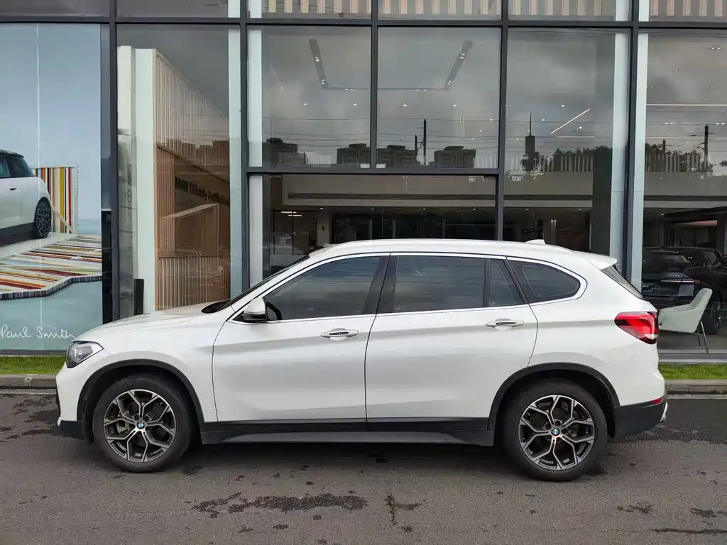 BMW X1 2022 — фото 14
