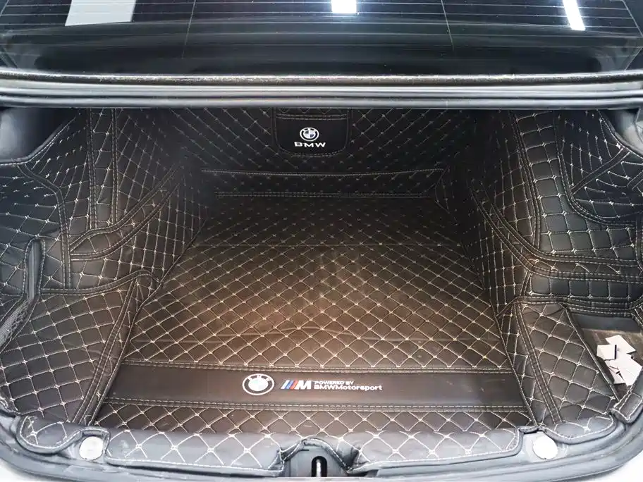 BMW 7 Series 2014 — фото 18