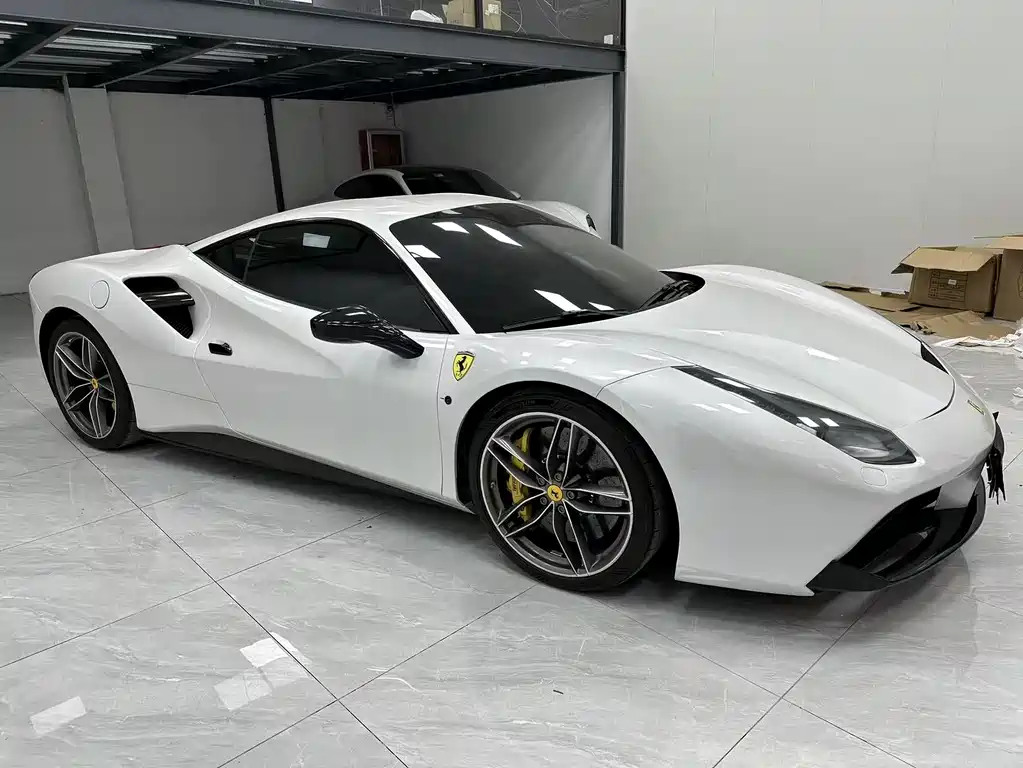 Ferrari 488 2018 — фото 2