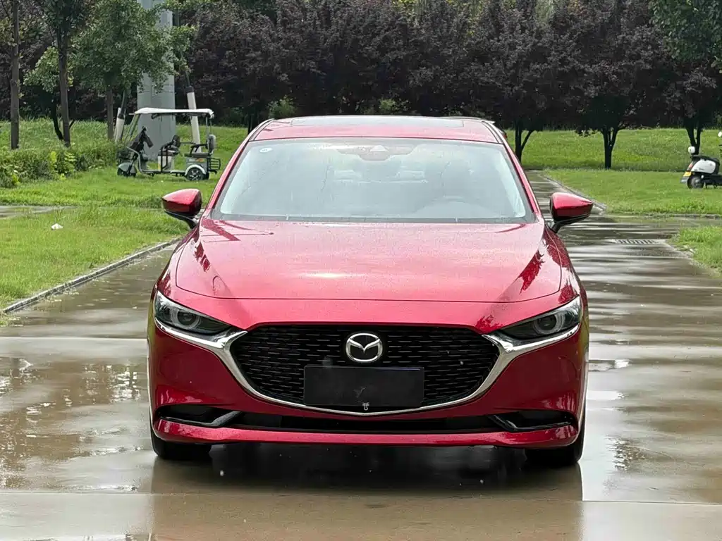Mazda 3 Axela 2026