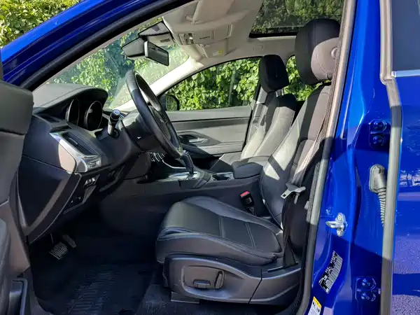 Jaguar E-PACE 2018