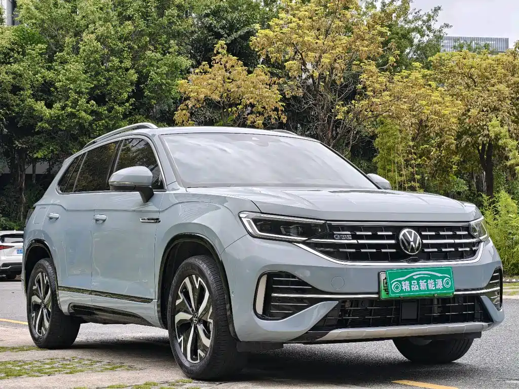 Volkswagen GTE PHEV 2022 — фото 3