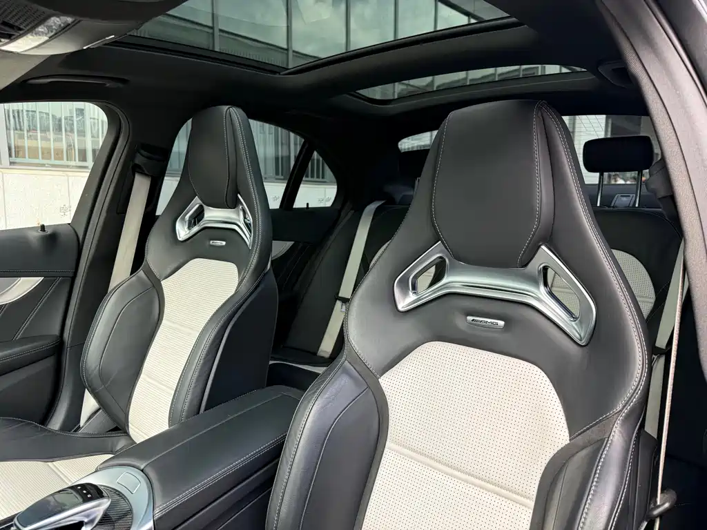 Mercedes-Benz C-Class AMG 2018 — фото 12