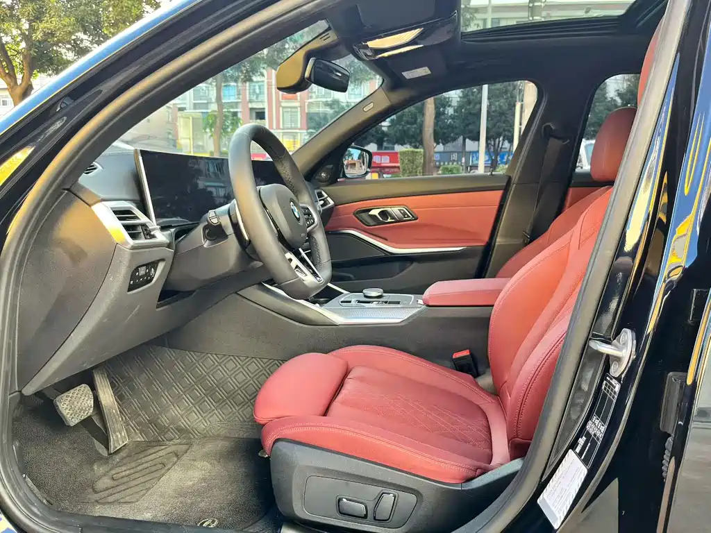 BMW 3 Series 2025