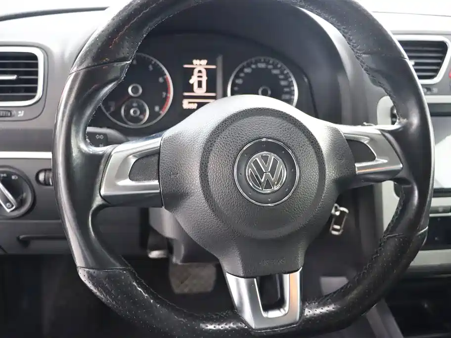 Volkswagen Scirocco 2014 — фото 12