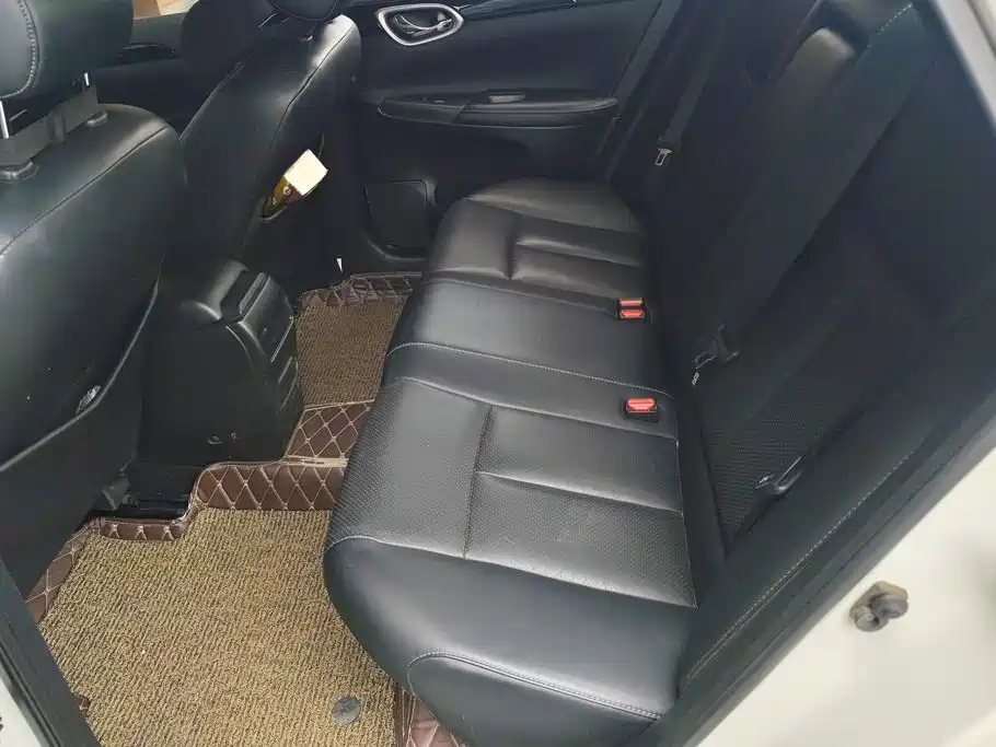 Nissan Sylphy 2018 — фото 11