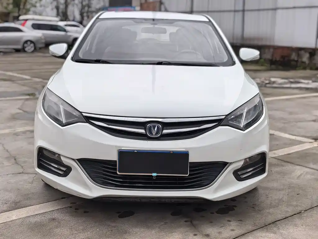 Changan Eado XT 2014 — фото 2
