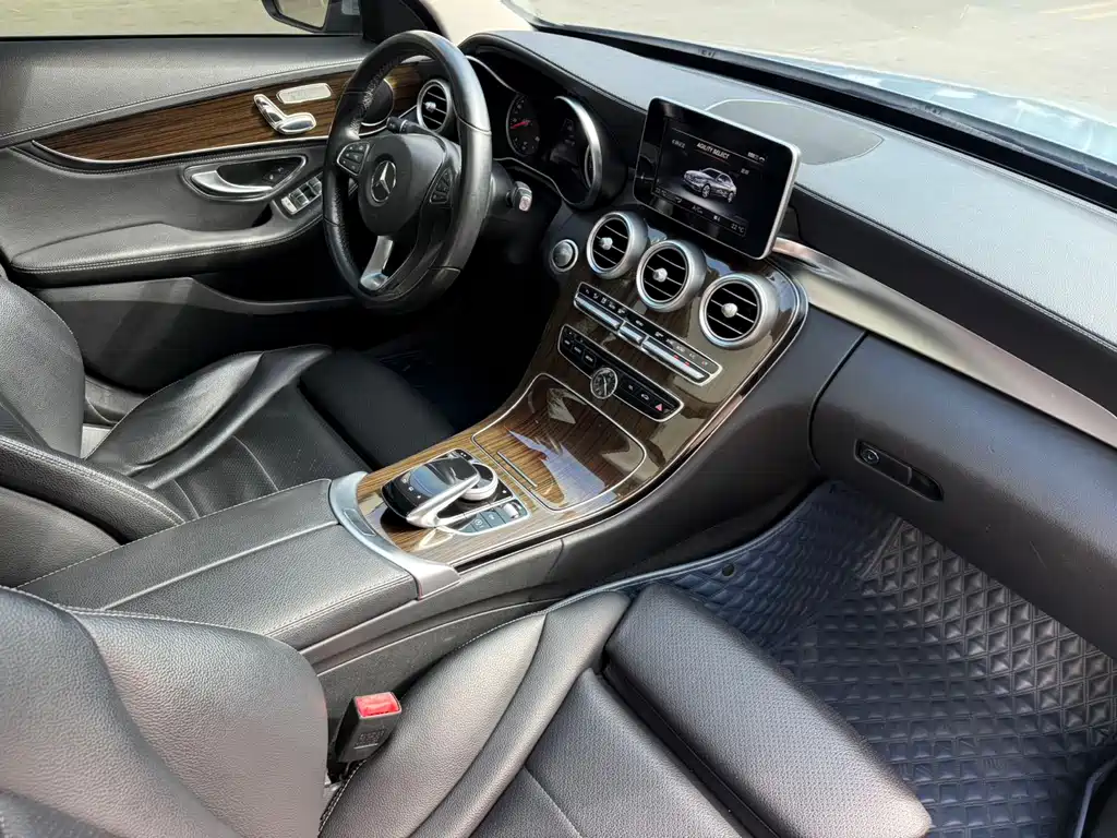 Mercedes-Benz C-Class 2015 — фото 24
