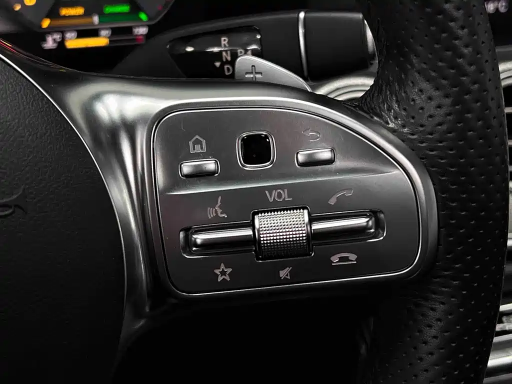 Mercedes-Benz E-Class 2020 — фото 30