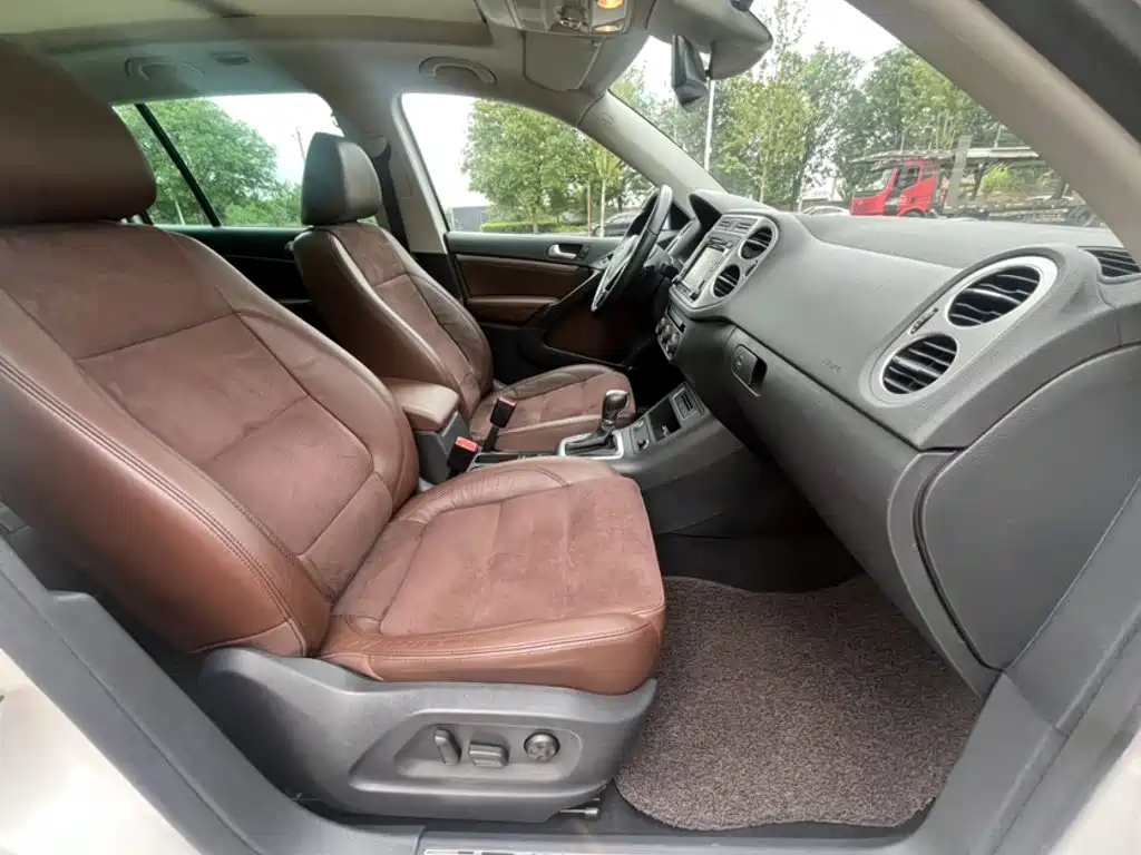 Volkswagen Tiguan 2015