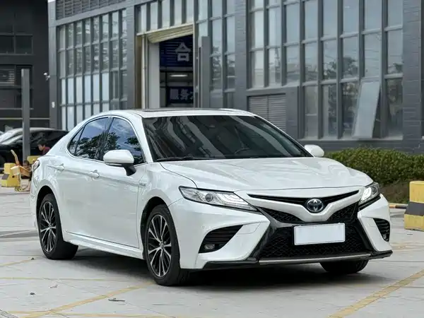 Toyota Camry 2019