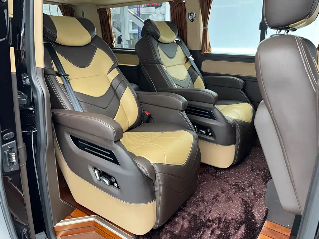 Volkswagen Caravelle 2019 — фото 11