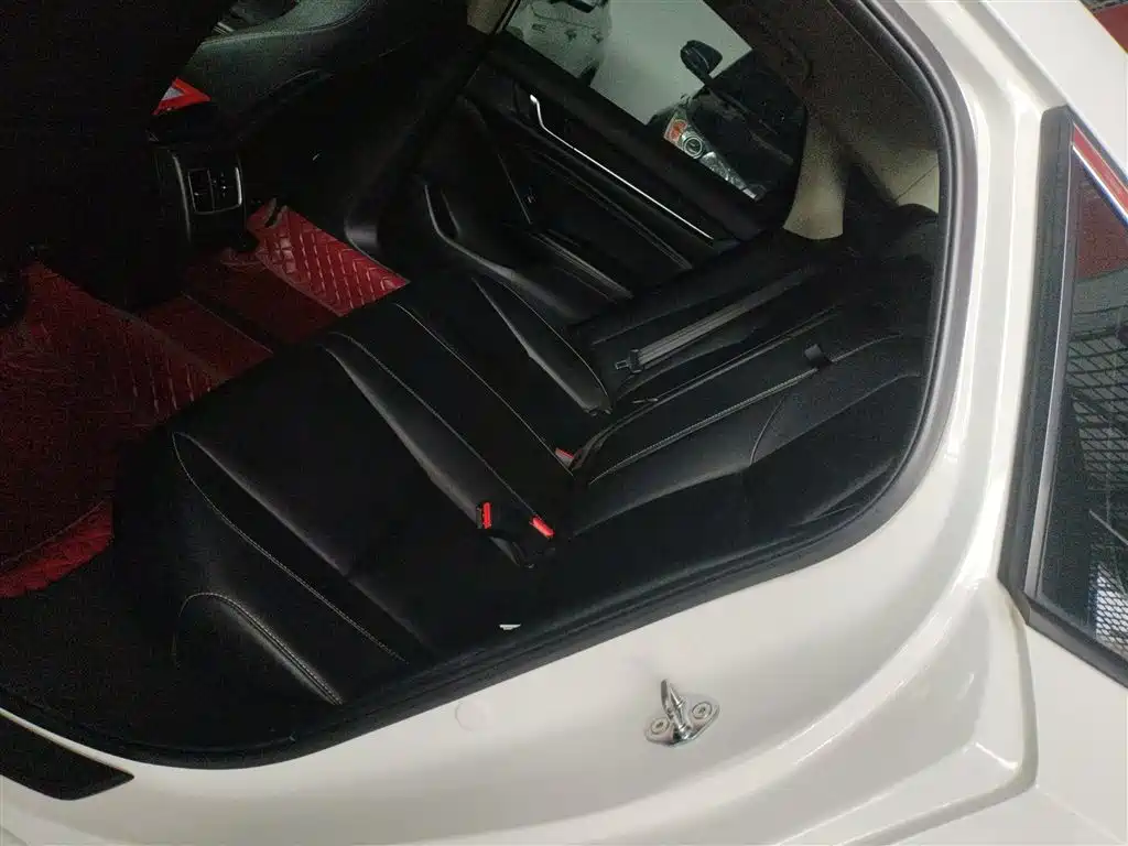 Honda Inspire 2021 — фото 14