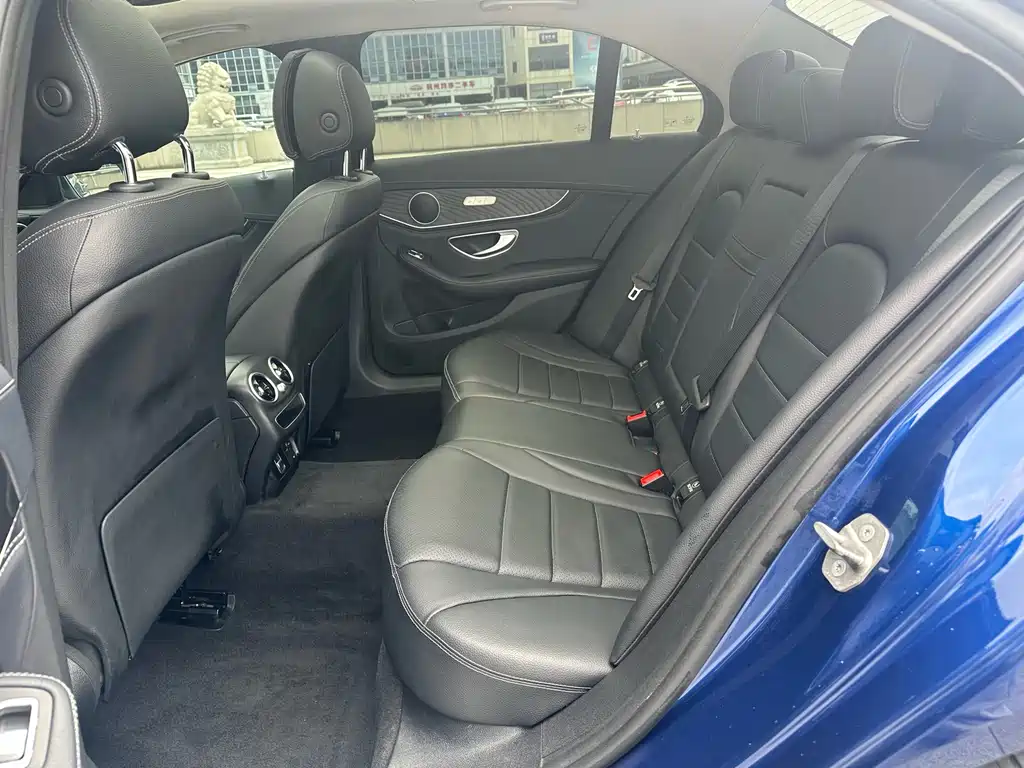 Mercedes-Benz C-Class 2020 — фото 20