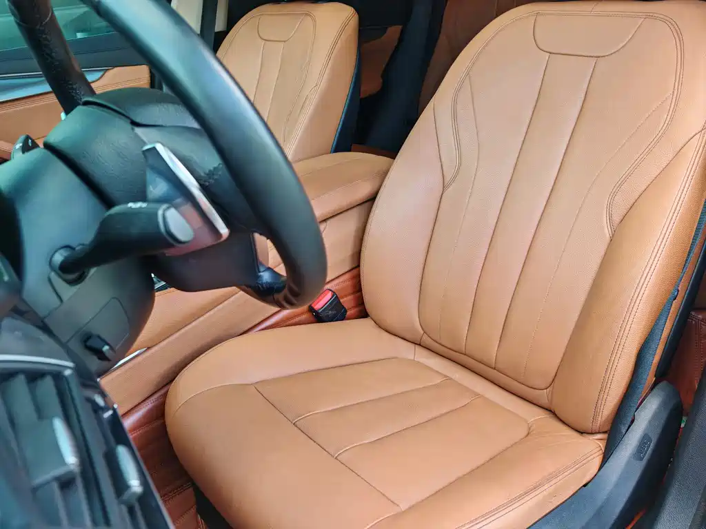 BMW X6 2015 — фото 15