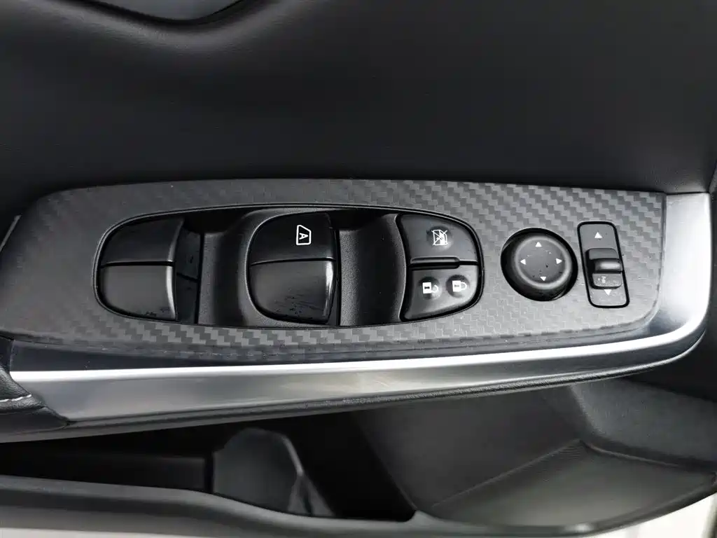 Nissan Sylphy 2021 — фото 9