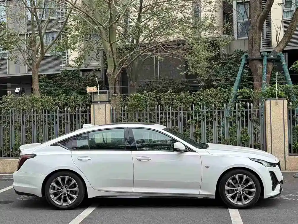 Cadillac CT5 2020 — фото 4