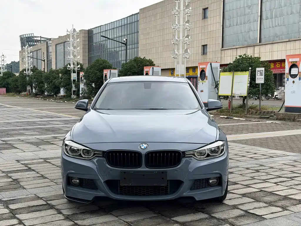 BMW 3 Series 2019 — фото 2