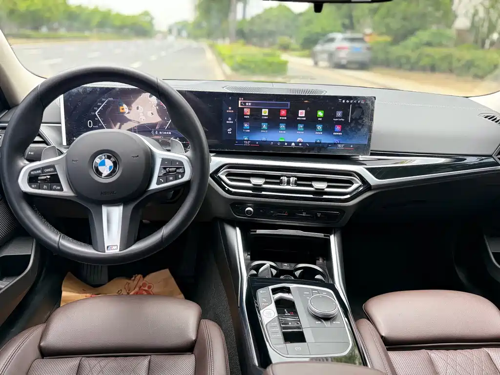 BMW 3 Series 2024 — фото 10