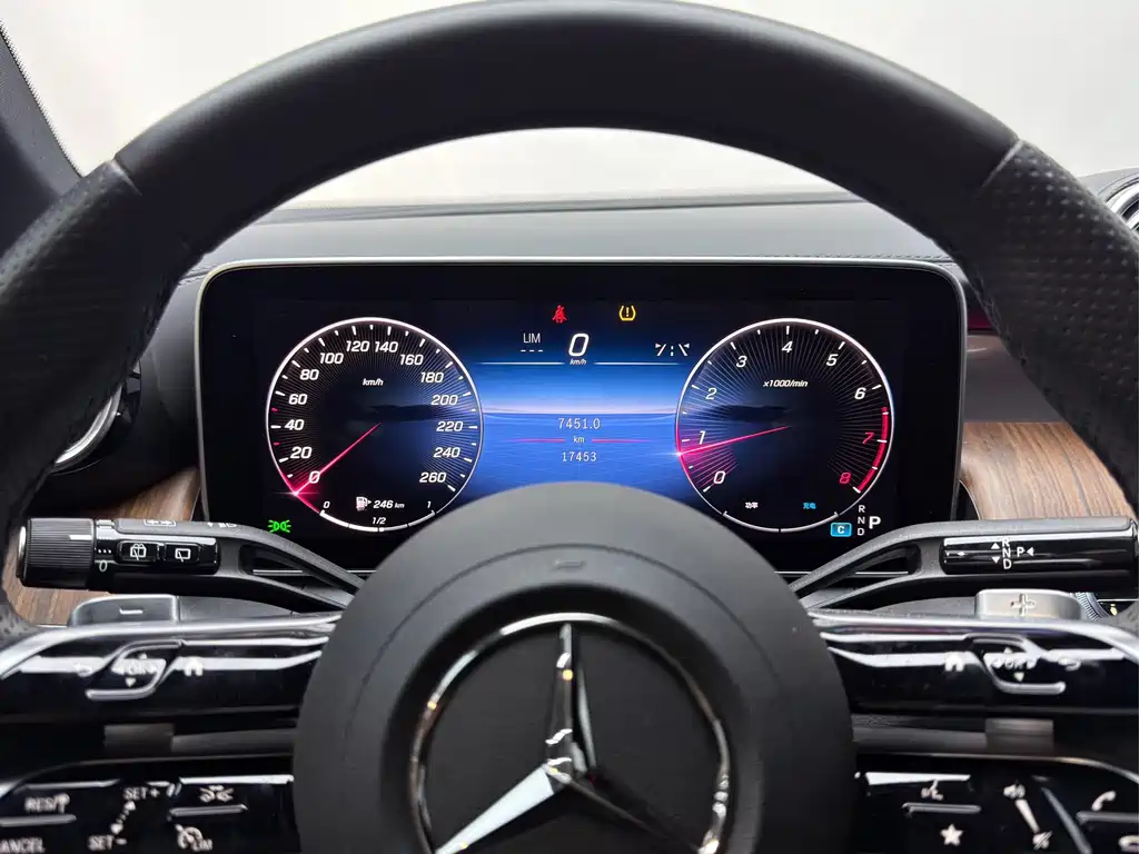 Mercedes-Benz GLC 2024