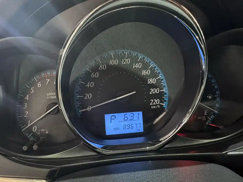 Toyota Yaris L 2016