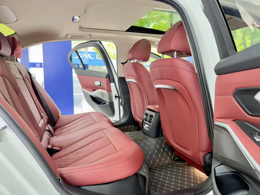 BMW i3 2023 — фото 15