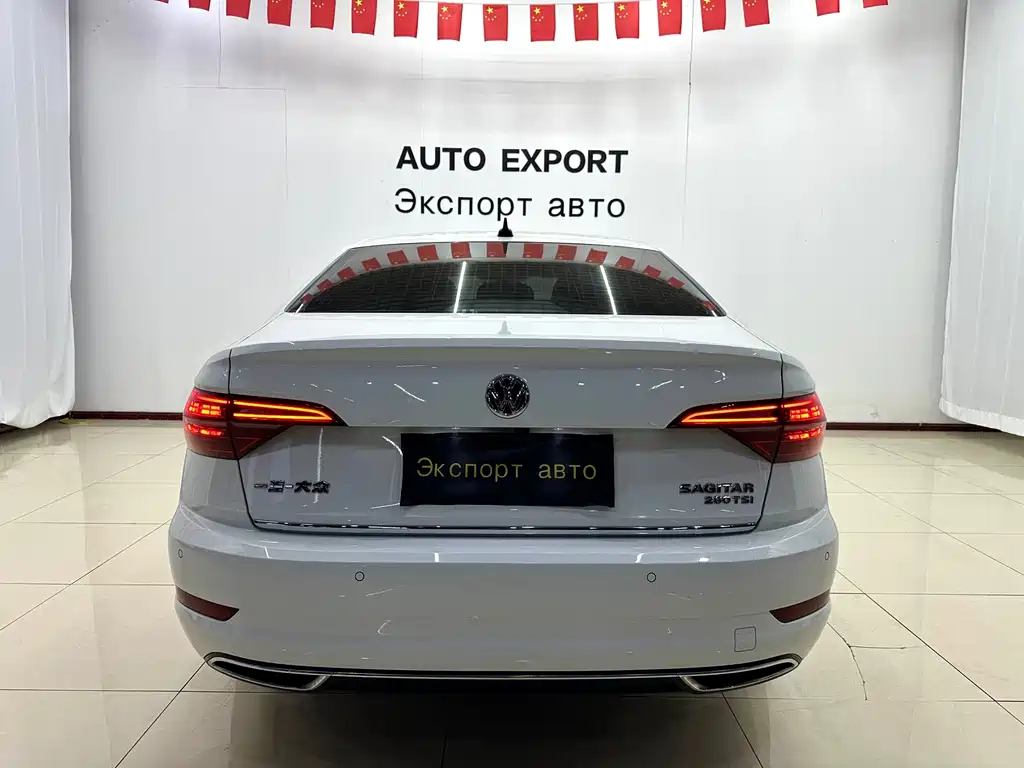 Volkswagen Sagitar 2022