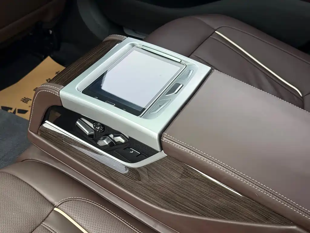 BMW 7 Series 2020 — фото 11