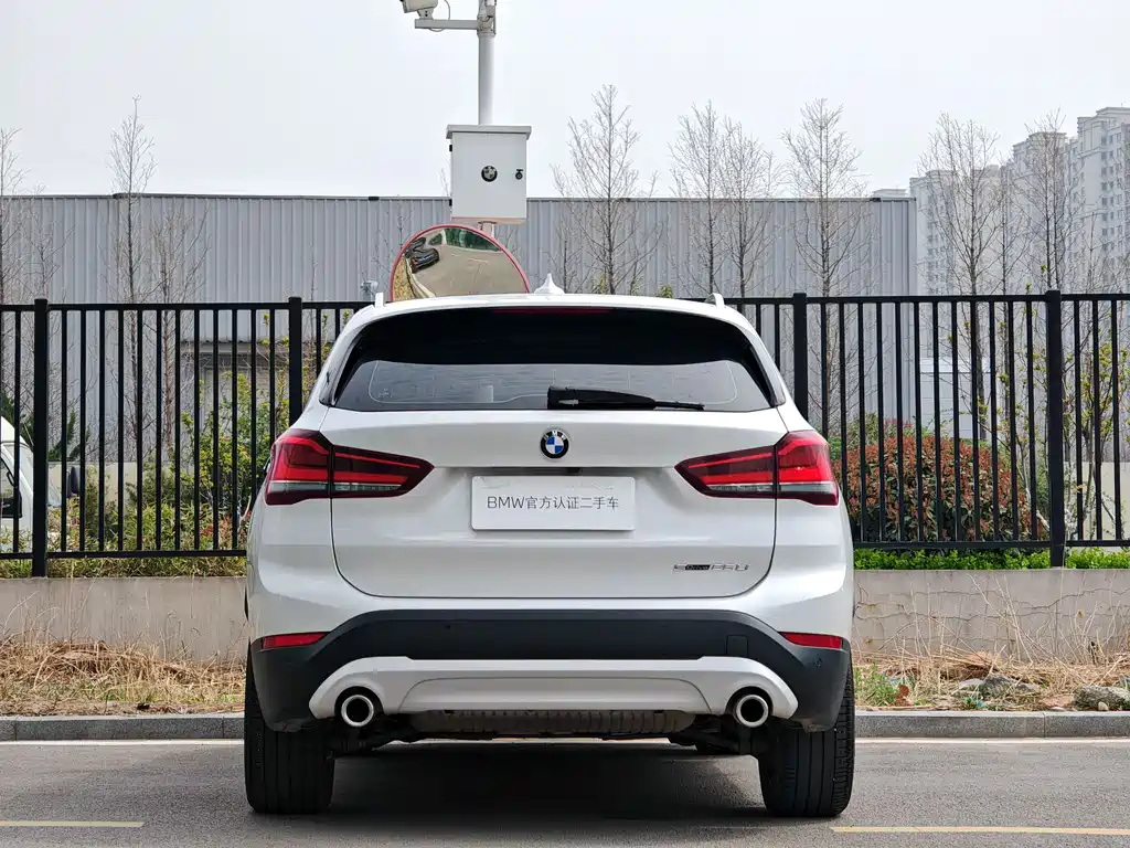BMW X1 2022 — фото 5