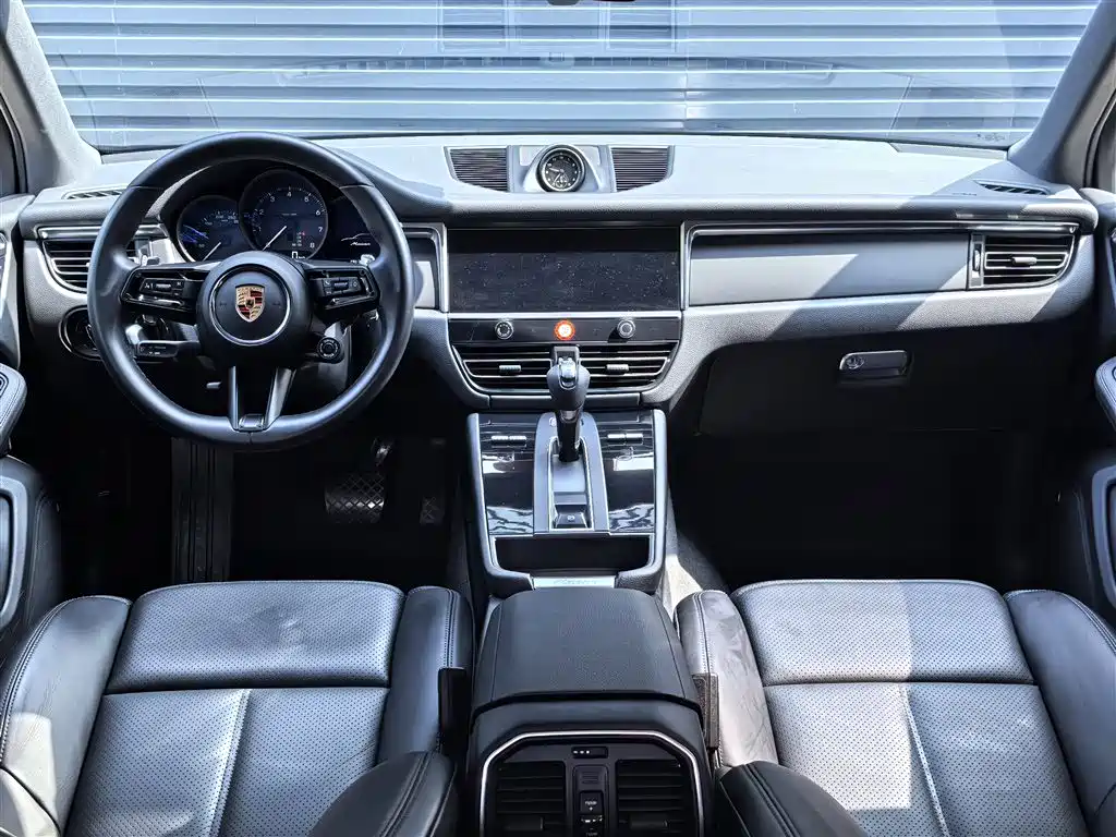 Porsche Macan 2023