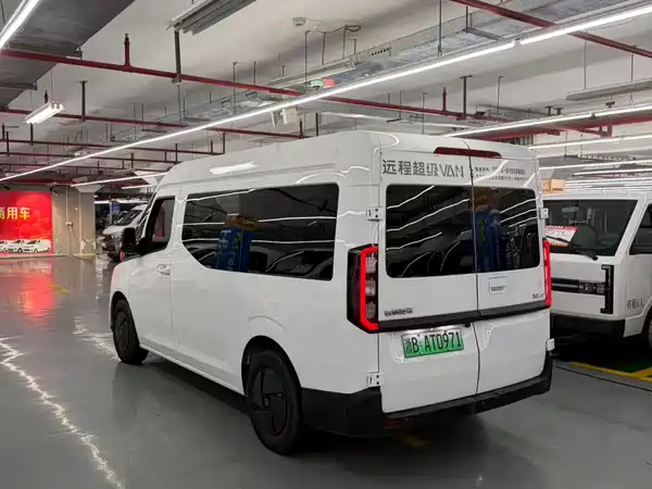 Farizon Super VAN 2024