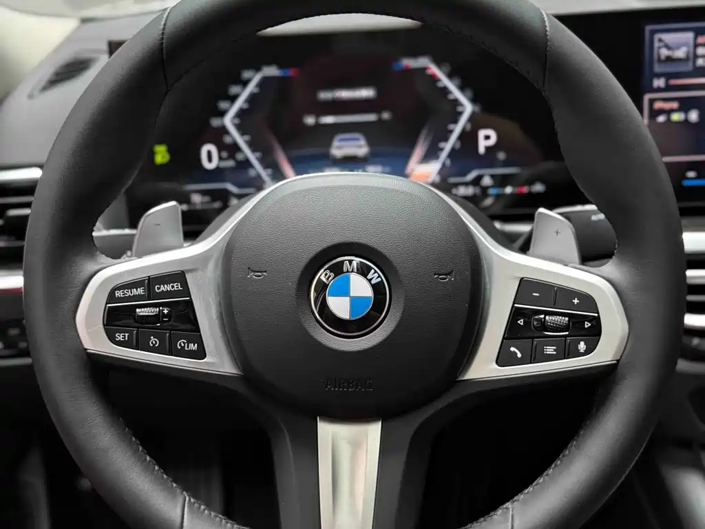 BMW 3 Series 2024 — фото 14
