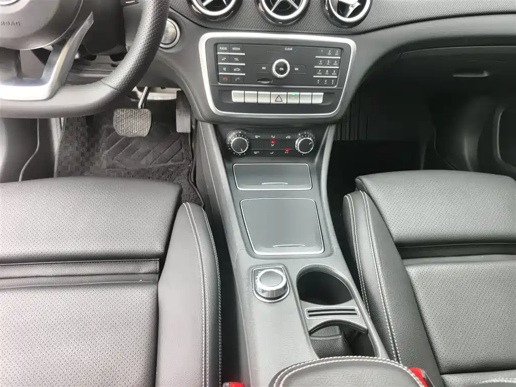Mercedes-Benz GLA 2019 — фото 16