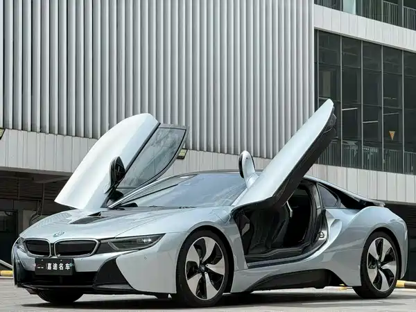 BMW i8 2016