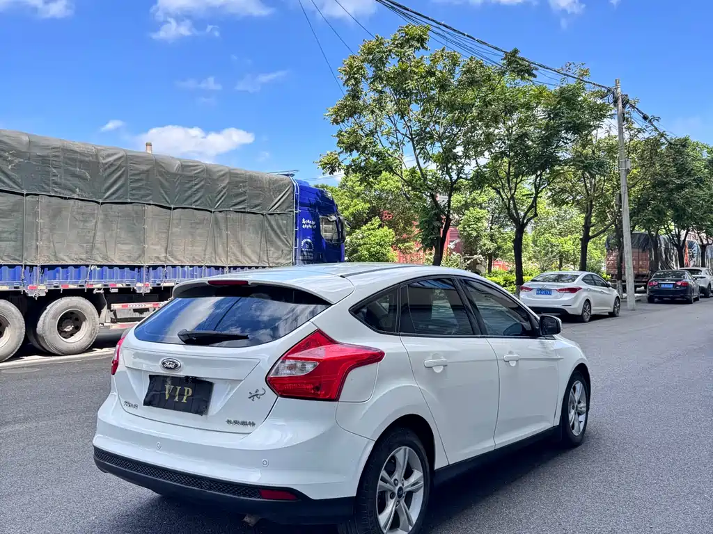 Ford Focus 2012
