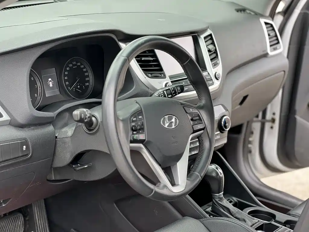 Hyundai Tucson 2016