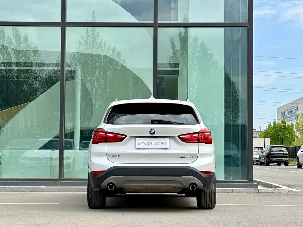 BMW X1 2019 — фото 4