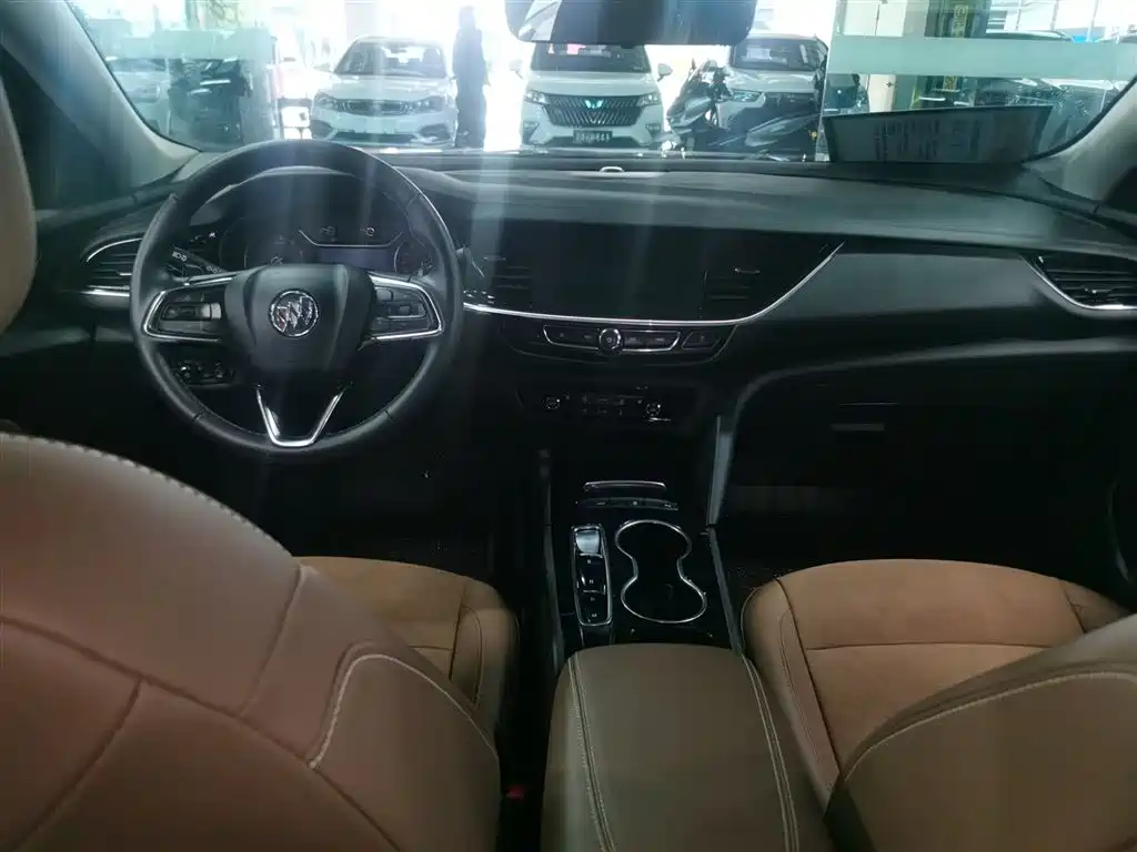Buick Regal 2023 — фото 10