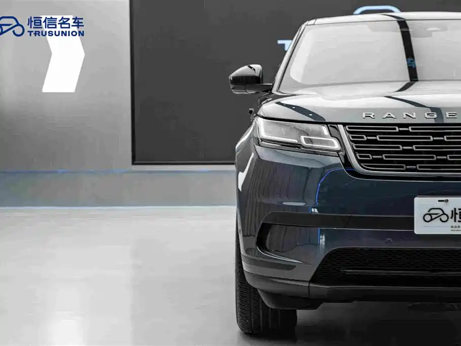 Land Rover Velar 2024 — фото 8