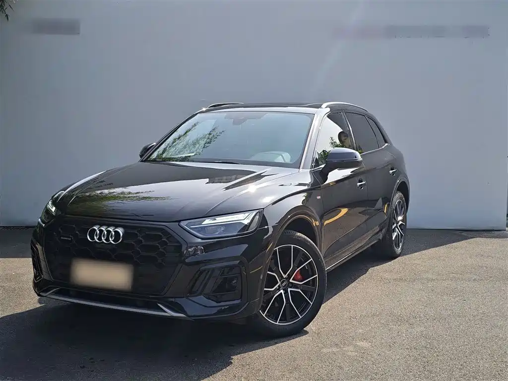 Audi Q5L 2024 — фото 1
