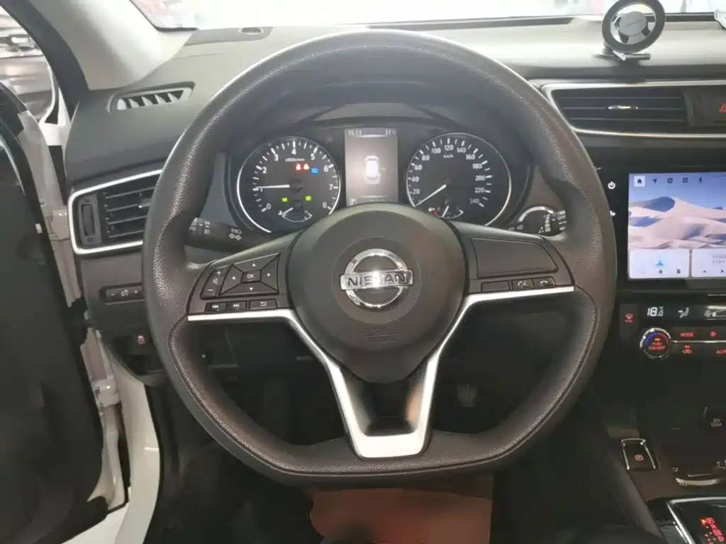 Nissan Qashqai 2023 — фото 11