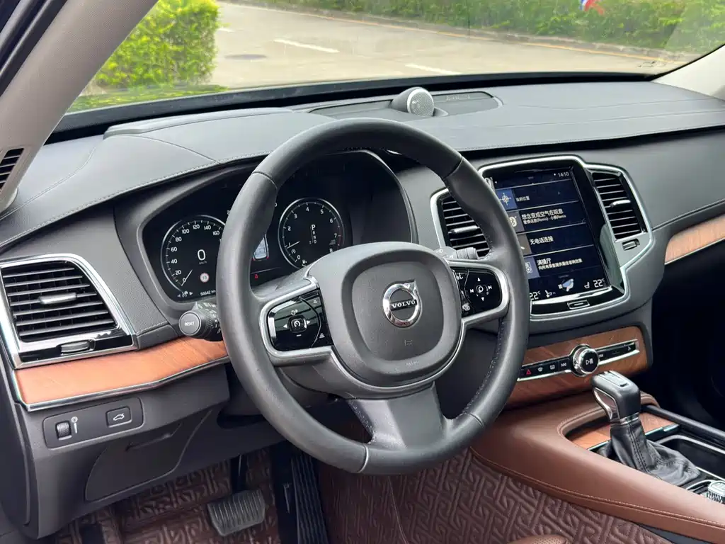 Volvo XC90 2018