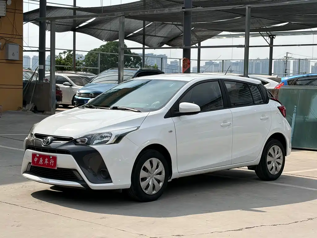 Toyota Yaris L 2019