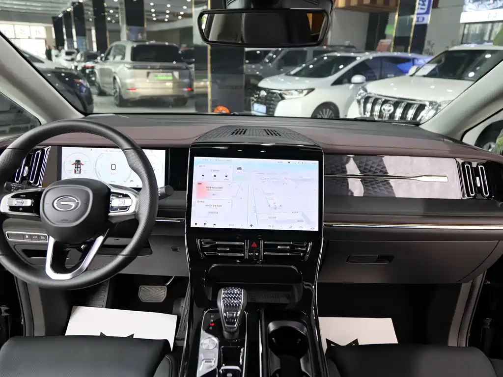 GAC Motor Trumpchi M8 2025 — фото 12