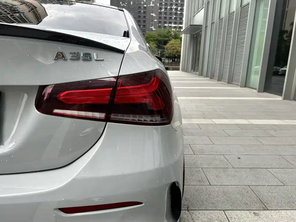 Mercedes-Benz A-Class 2019 — фото 17