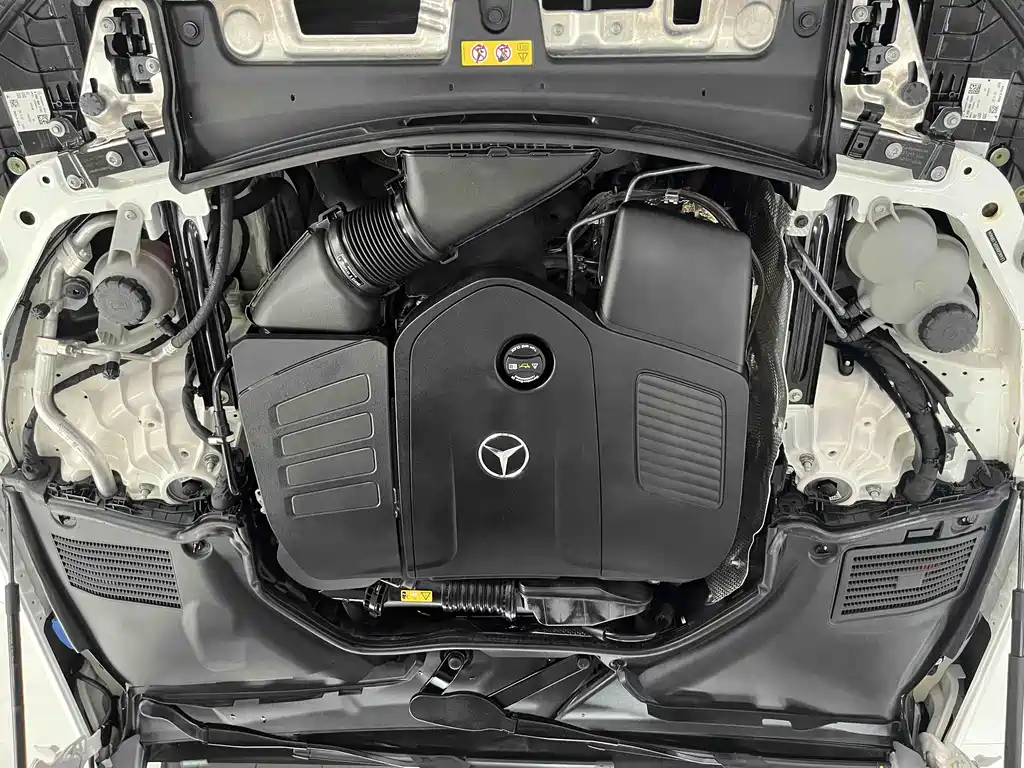 Mercedes-Benz C-Class 2024 — фото 19