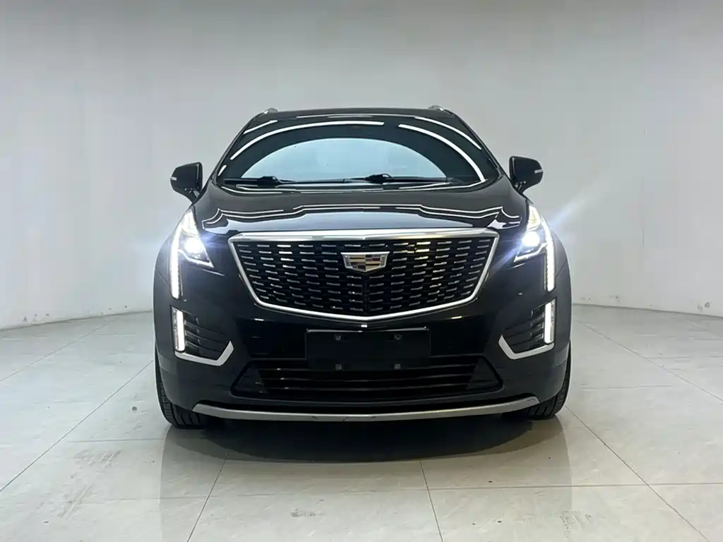 Cadillac XT5 2020 — фото 2