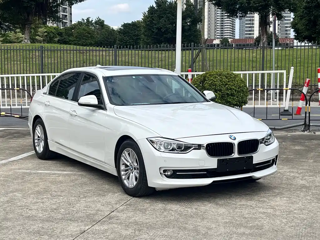 BMW 3 Series 2015